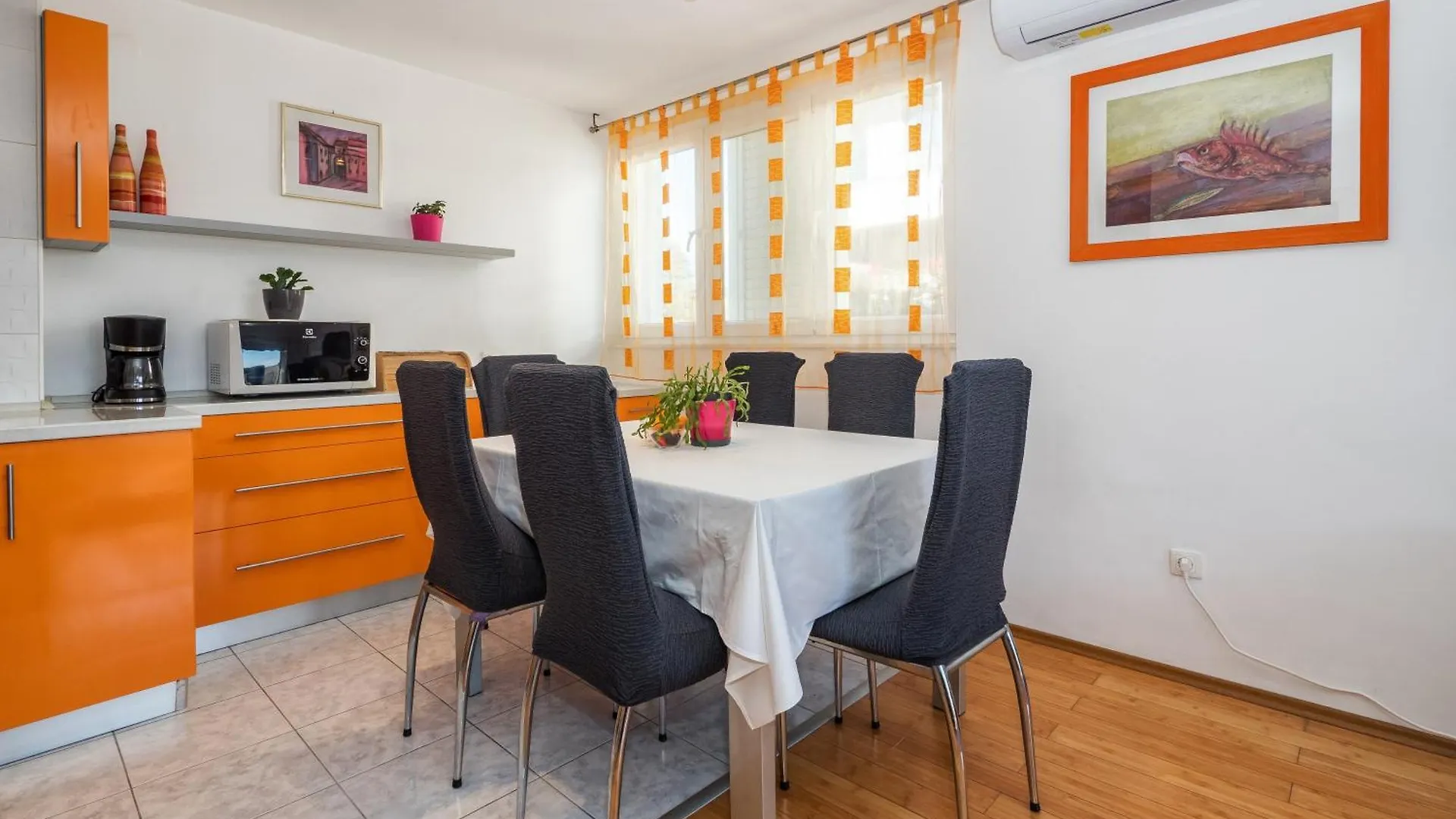 Peaceful & Fully Equipped 1Br - Beach Place To Be Split 0*,  Croatia